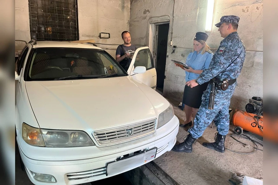 Под Новосибирском мужчина отдал свою иномарку за долг в 135 тысяч рублей. Фото: ГУФССП по Новосибирской области