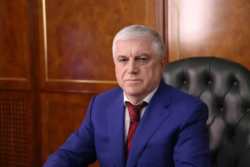 Депутаты Махачкалы рассмотрят решение Умавова об отставке на ближайшей сессии. Фото: Пресс-служба администрации Махачкалы