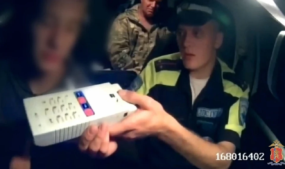 Пьяный подросток устроил погоню с полицией в Минусинске. Скриншот: видео краевого МВД