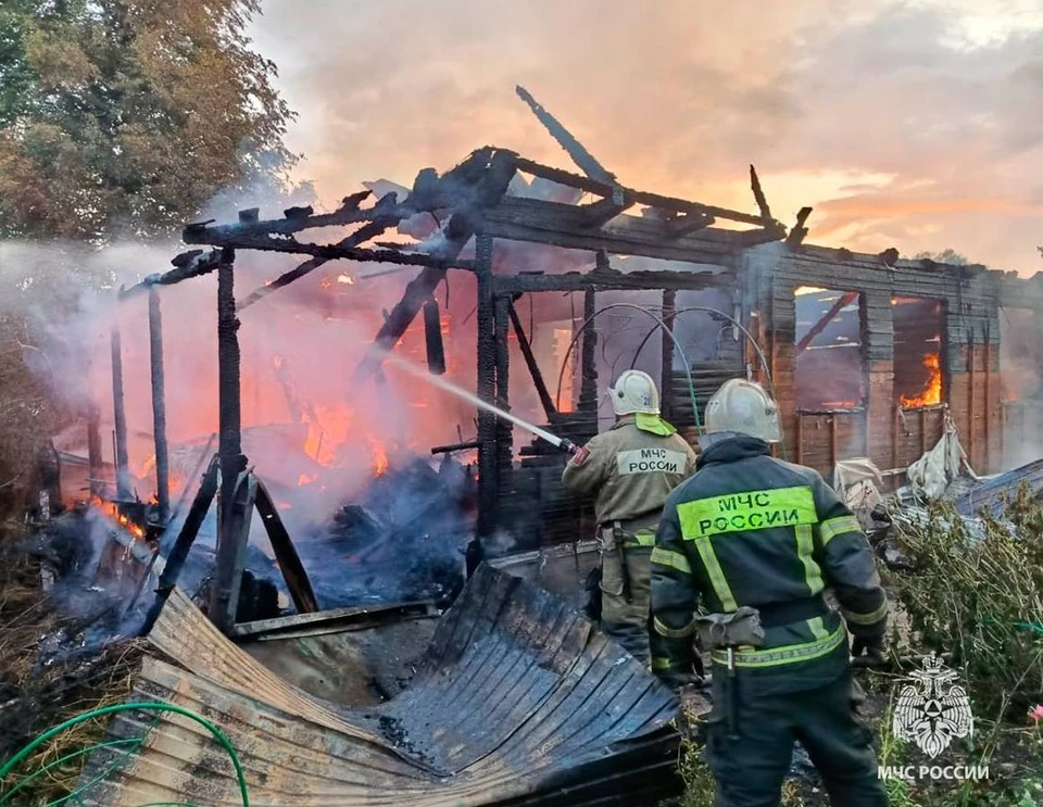 Торговые павильоны и несколько «заброшек» горели в Тульской области за прошедшие сутки