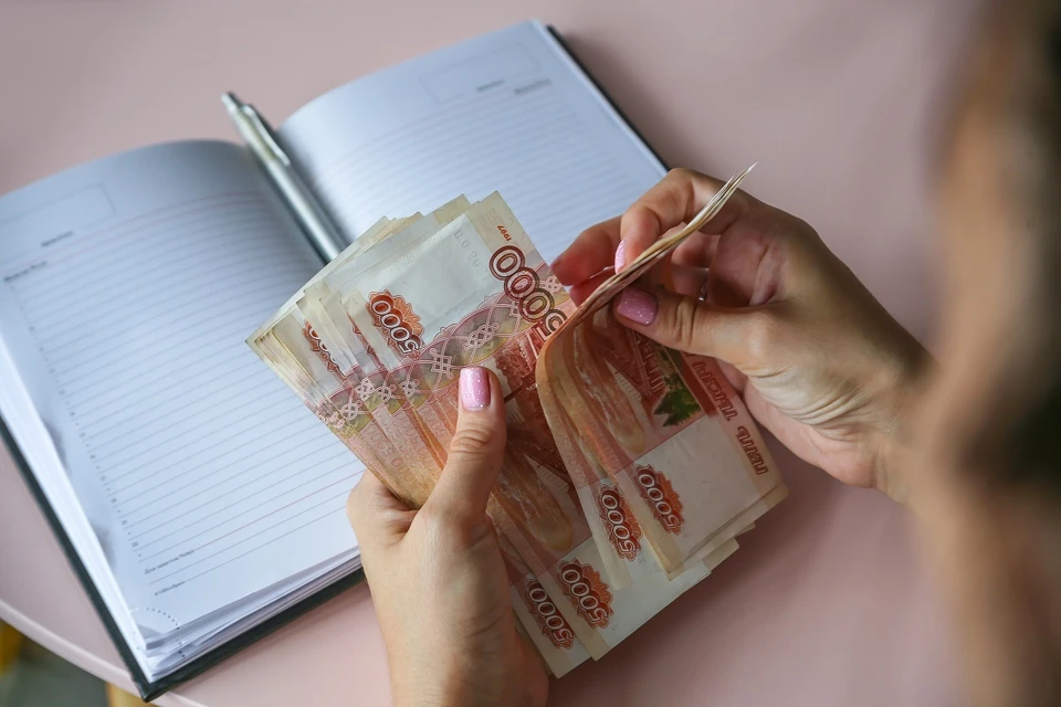 Пенсионерка поверила аферистам и потеряла 1,3 миллиона рублей