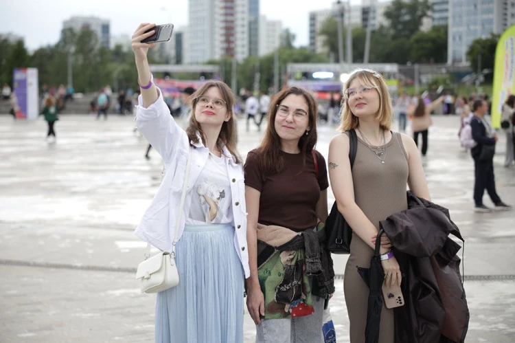 Фоторепортаж с празднования Дня молодежи в Перми