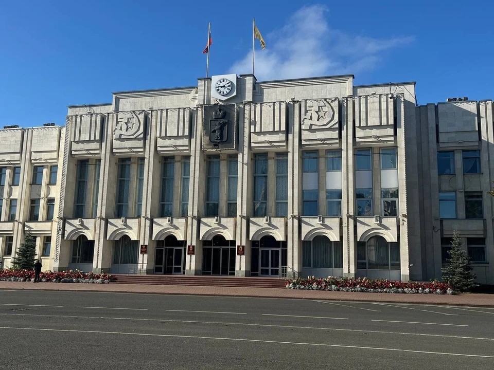 Ярославский губернатор внес поправки в областной бюджет.