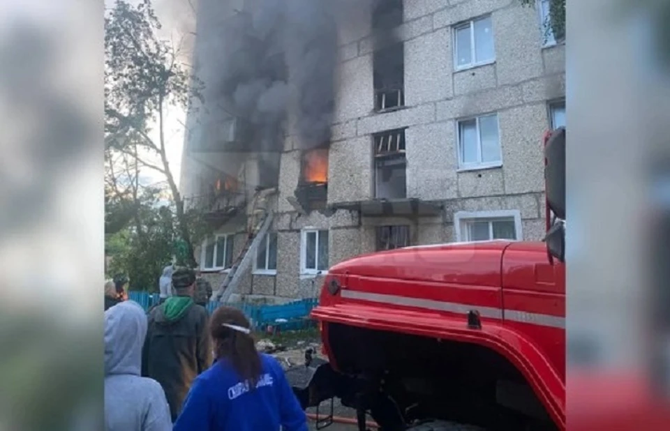 Подъезд будут восстанавливать. Фото: читатель «КП»