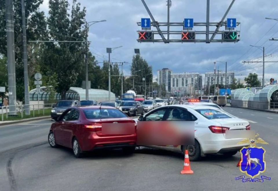 Автомобили столкнулись на Московском шоссе. Фото: ГУ МВД России по региону