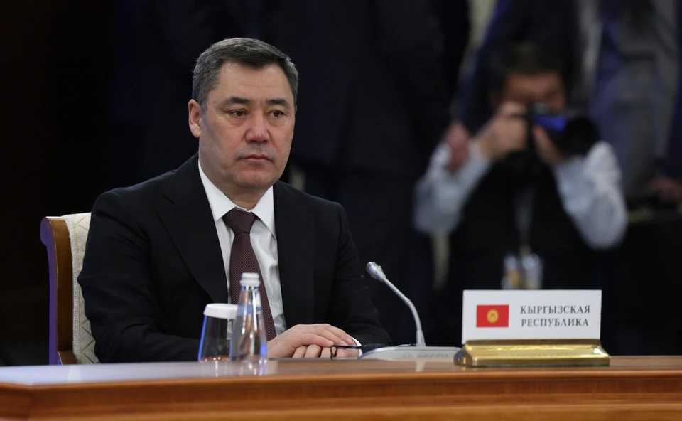 Жапаров назвал ошибочным желание ряда политиков избавиться от русского языка