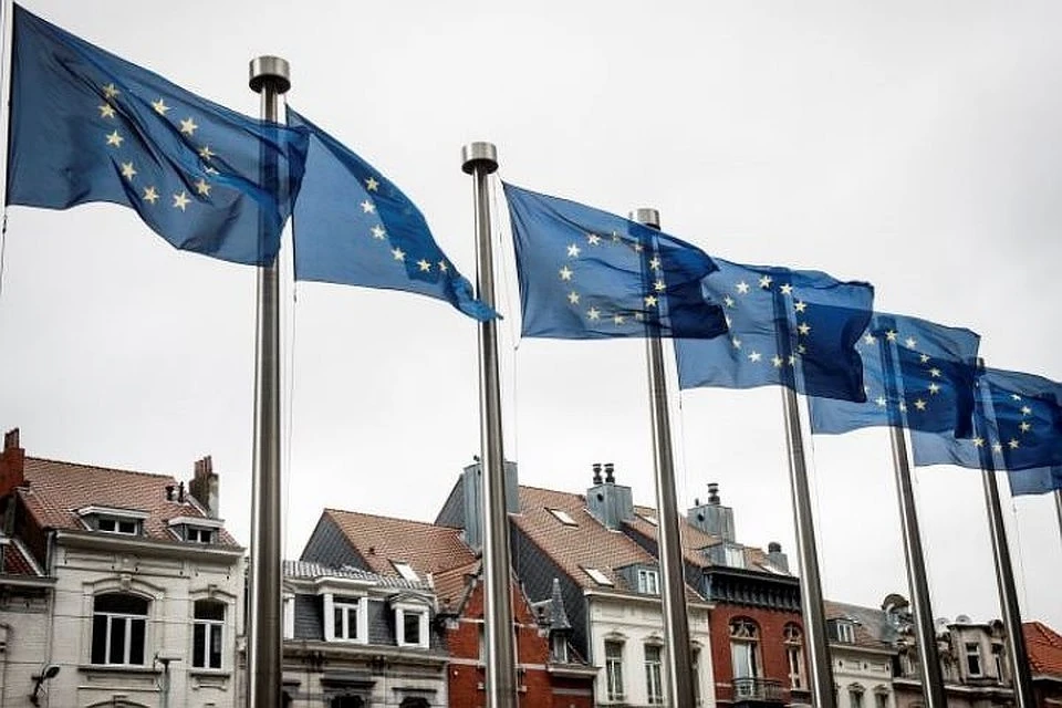 FT: ЕС срочно ищет способ закрыть дефицит бюджета Украины на следующий год