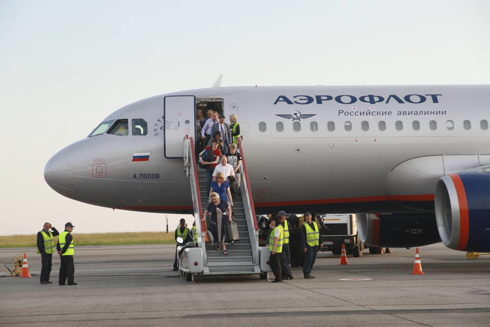 Сегодня из нашего аэропорта можно улететь в Анталью, Баку, Ереван, Минск, Наманган, Ташкент, Хургаду, Шарм-эш-Шейх.