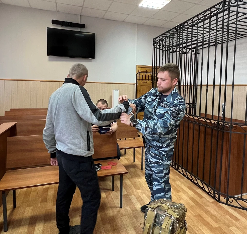 Тульский суд приговорил военного к 6 годам колонии за побеги со службы