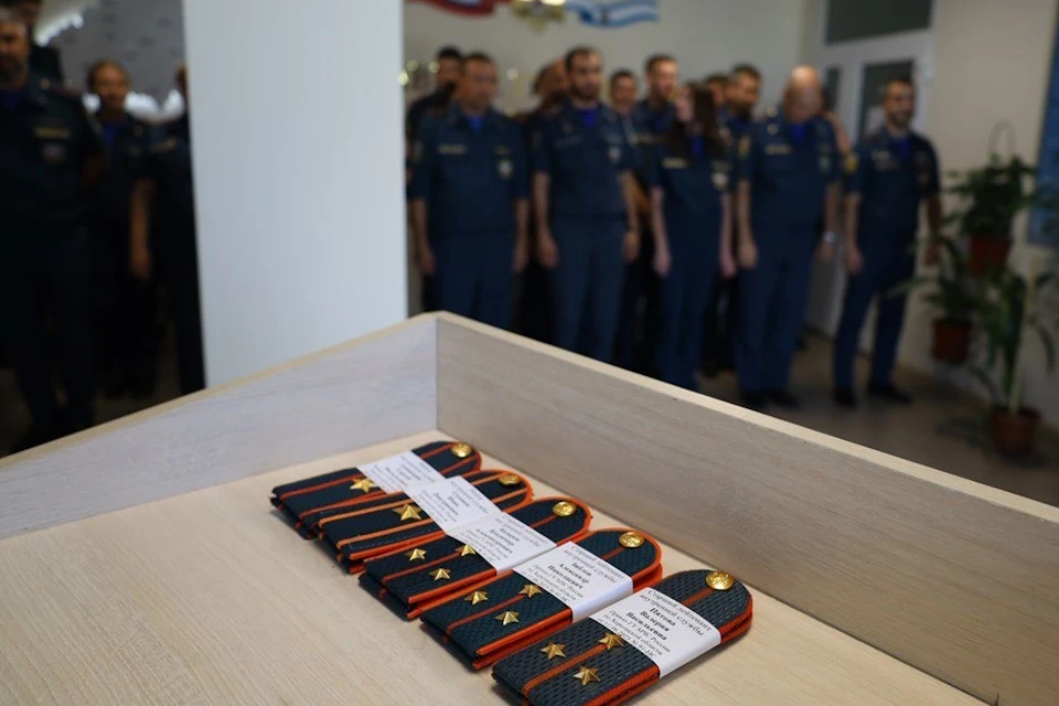 Сотрудники МЧС по Херсонской области получили очередные звания за заслуги Фото: ГУ МЧС России по ХО