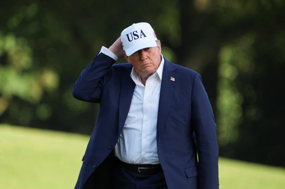 Focus: Трамп планирует давить на Зеленского, угрожая сокращением помощи Украине