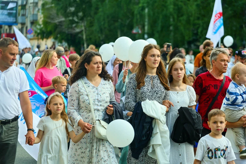 «Парад семей» в центре Челябинска. Фото предоставлено организаторами