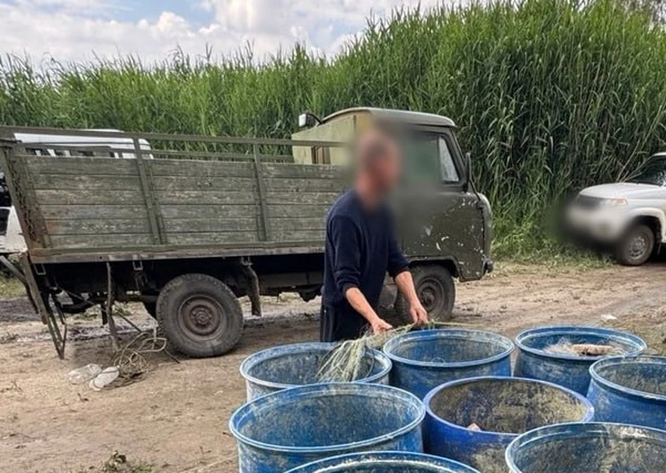 Браконьера задержали.