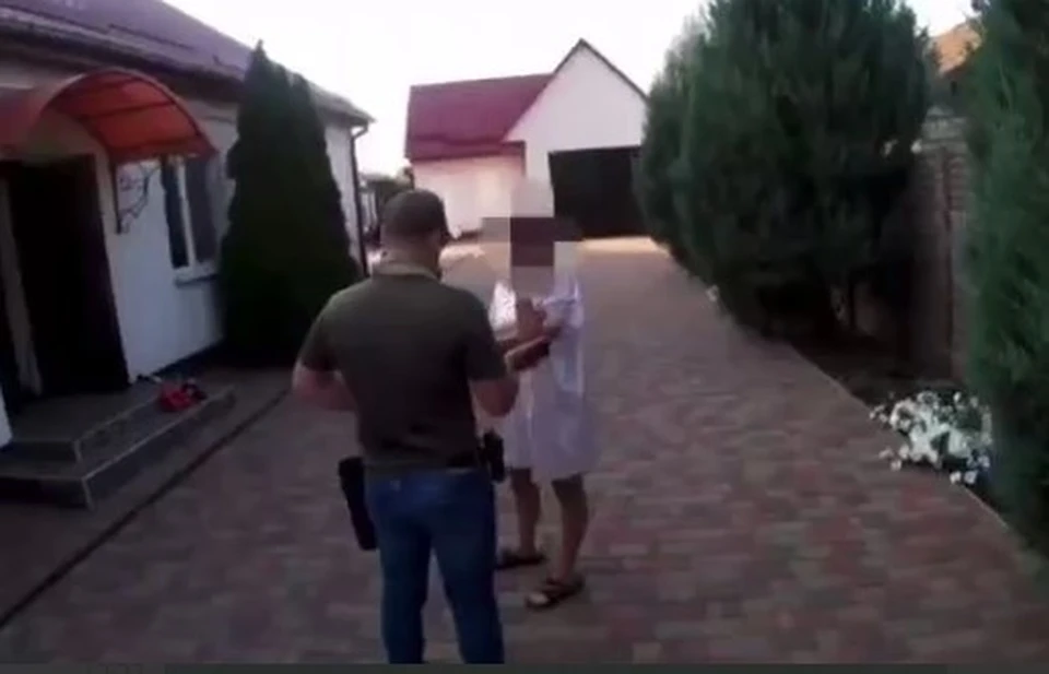 Женщина ответит перед судом за государственную измену. ФОТО: скриншот с видео Прокуратуры ЛНР