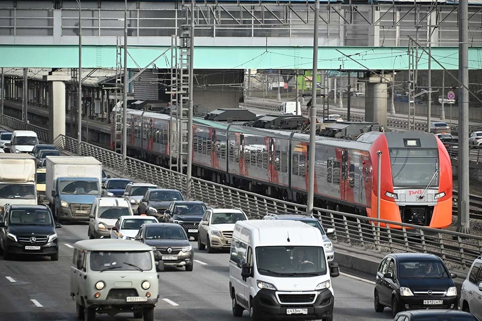 Чаще всего путешественники пользовались маршрутом Витебский вокзал - станция Павловск.