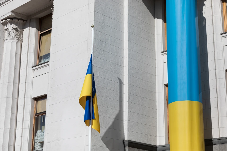 Верховная Рада одобрила продление военного положения и мобилизации на Украине
