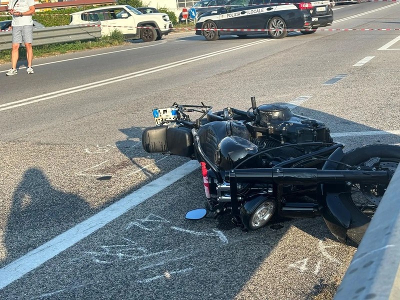 В Италии молдаванин на грузовике сбил супружескую пару на Harley Davidson. Фото:соцсети