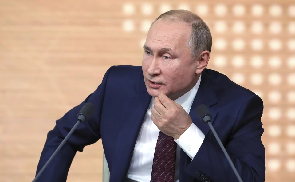 Путин назвал хитрюгой предложившего предоставлять семейную ипотеку авансом