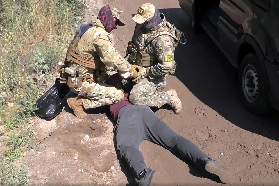 Видео ЦОС ФСБ России о пресечении деятельности гражданина России в Воронеже