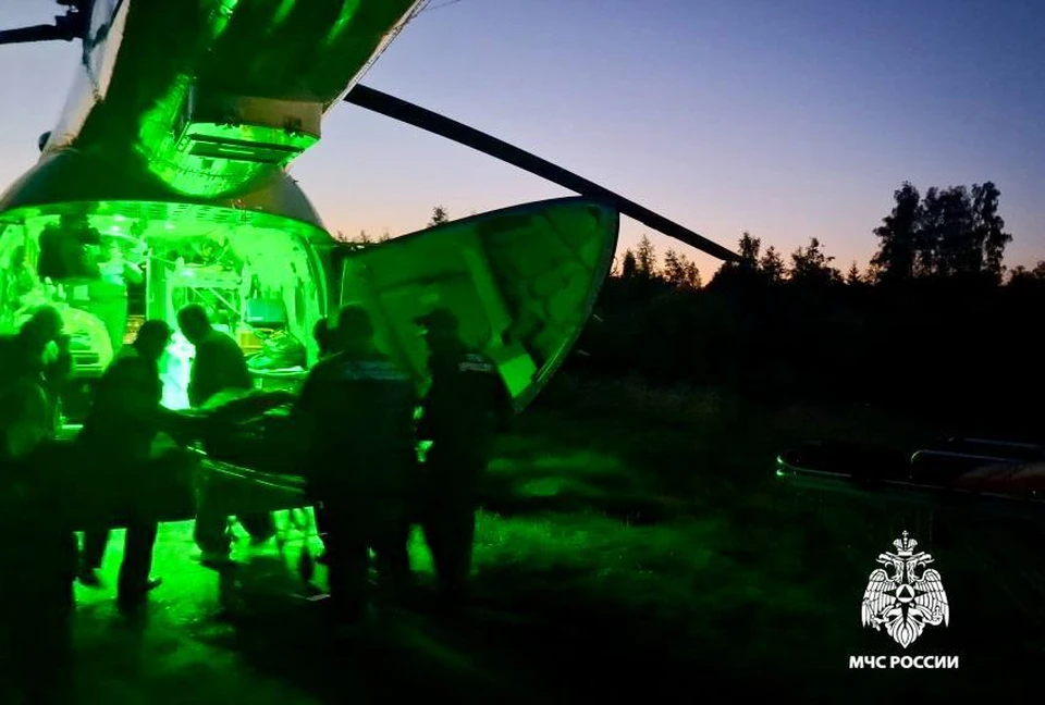 Вертолёт МИ-8 МЧС России совершил вылет в ЦРБ Осташковского округа. Фото: ГУ МЧС России по Тверской области