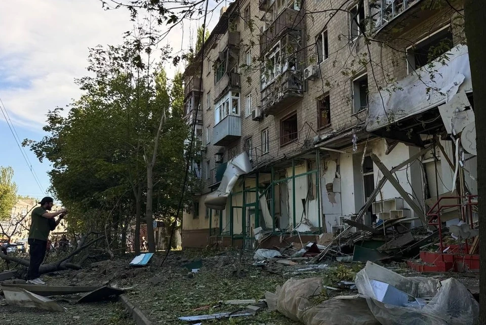 Последствия обстрела ВСУ Киевского района Донецка