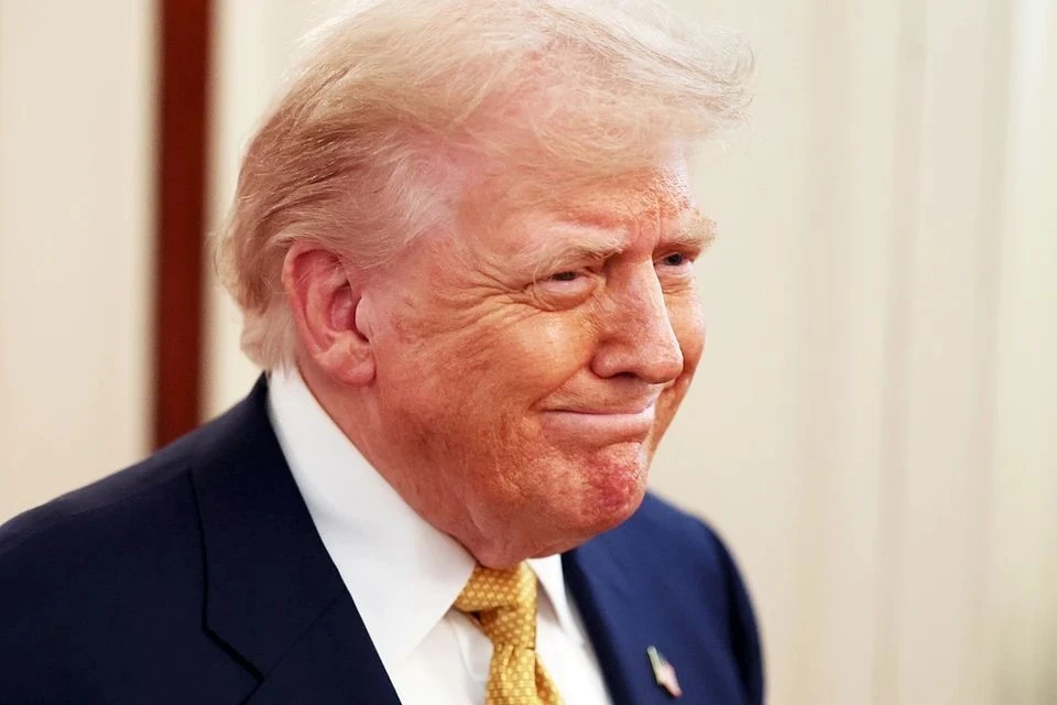 Журналист Уильямс посоветовал Трампу отказаться от рукопожатий из-за синяков