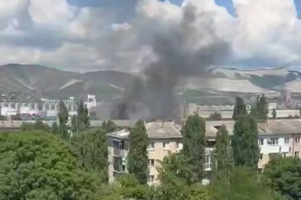 Из-за взрыва газа загорелись три квартиры Фото: кадр из видео