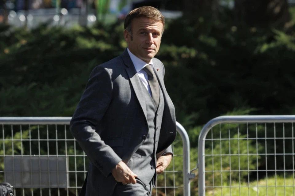 Le Parisien: между Макроном и главой МИД Ретайо произошла ссора