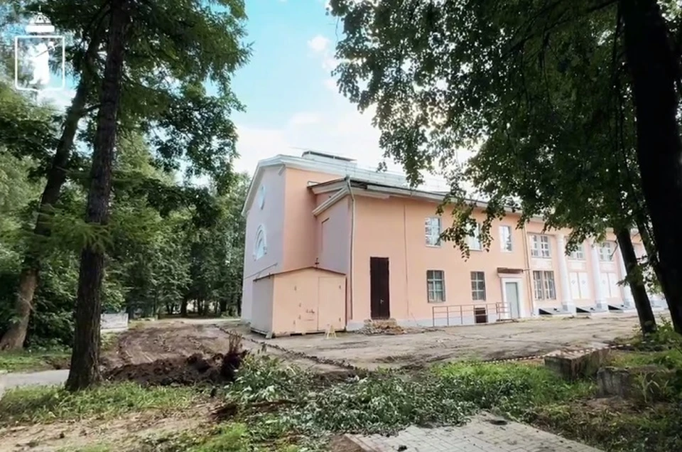 В Ярославле возобновили благоустройство ДК "Гамма".