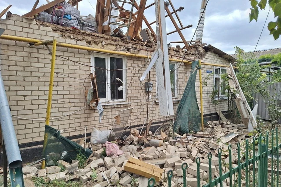 Обстрелы ВСУ повлекли многочисленные разрушения и жертвы в регионе. Фото: тг-канал Владимира Сальдо