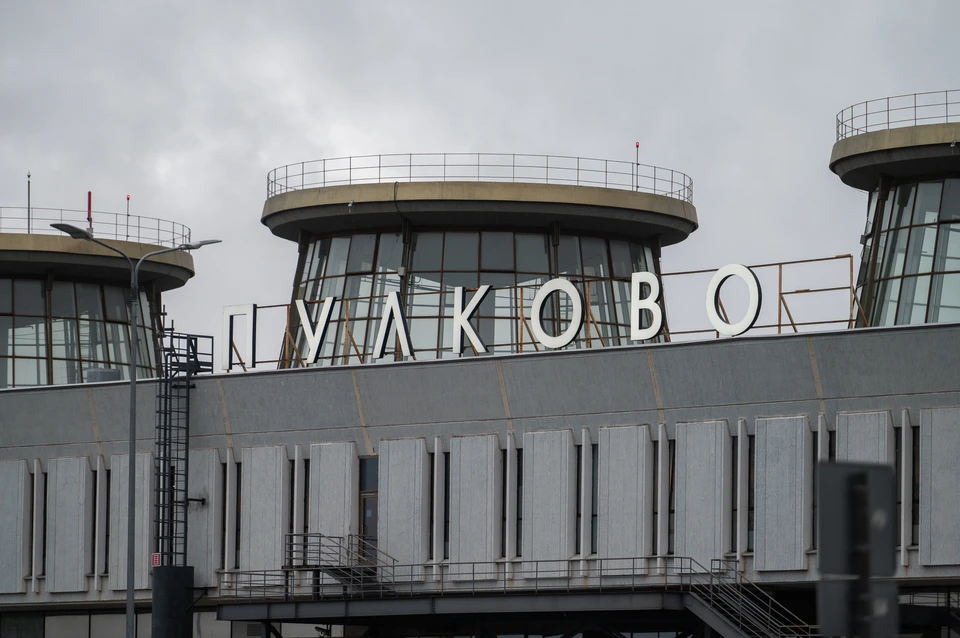 Три рейса отменили из Петербурга в Москву.