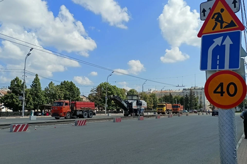 Начало работ на площади Ленина.