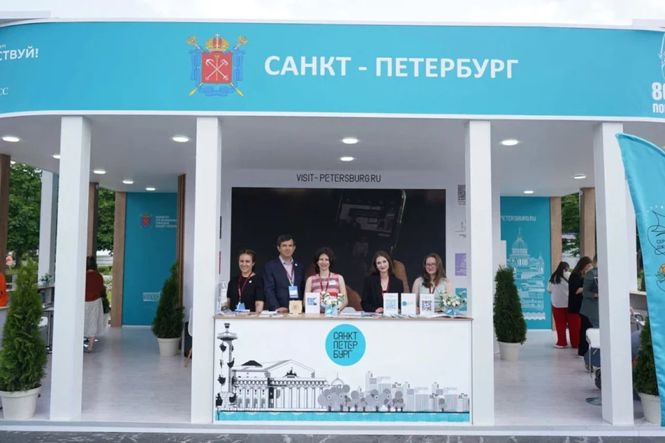 Свыше 170 тысяч человек посетили международные стенды Петербурга. Фото: пресс-служба Смольного