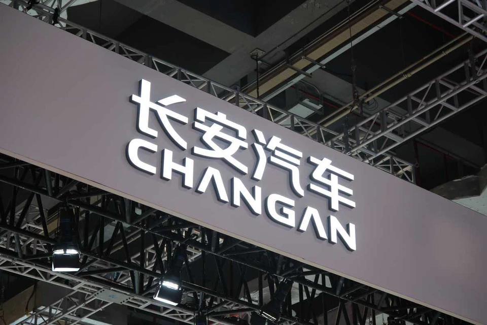 Changan рассказал, от чего сгорел кроссовер. Фото: Robert Way / Shutterstock.com / Fotodom