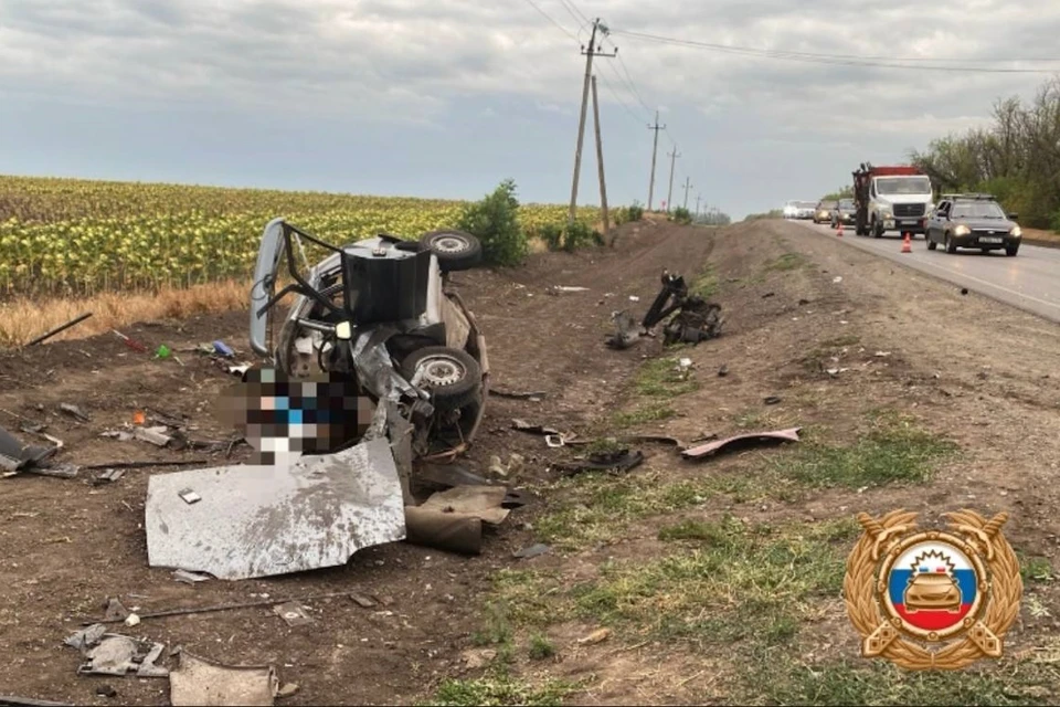 В аварии погиб водитель "четырнадцатой". Фото: УГАИ по Ростовской области