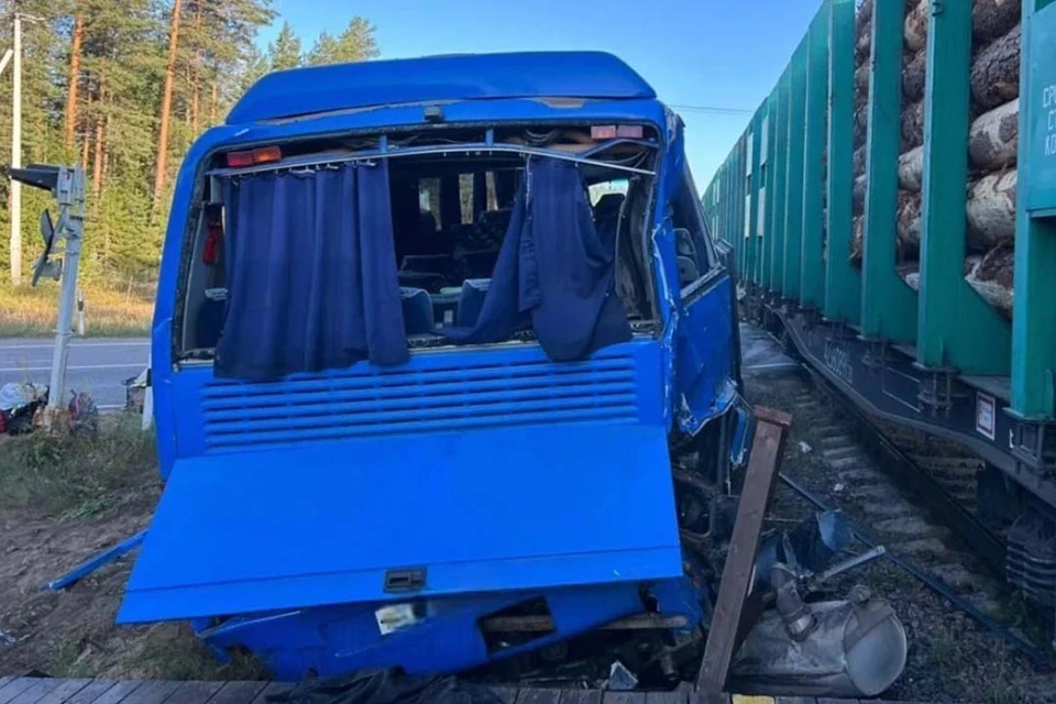 Полиция расследует обстоятельства ДТП. Фото: ГУ МВД России по Петербургу и Ленобласти
