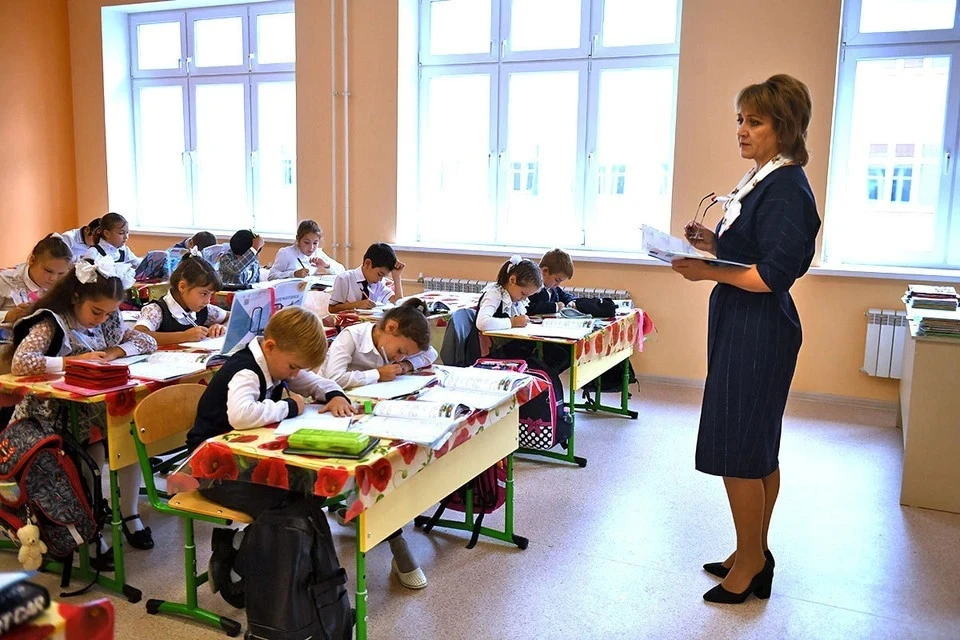 Минпросвещения разъяснило сокращение уроков родной речи у первоклассников