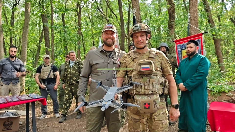 Руководитель ФАДН России Игорь Баринов в расположении казачьей разведывательной бригады «Терек».