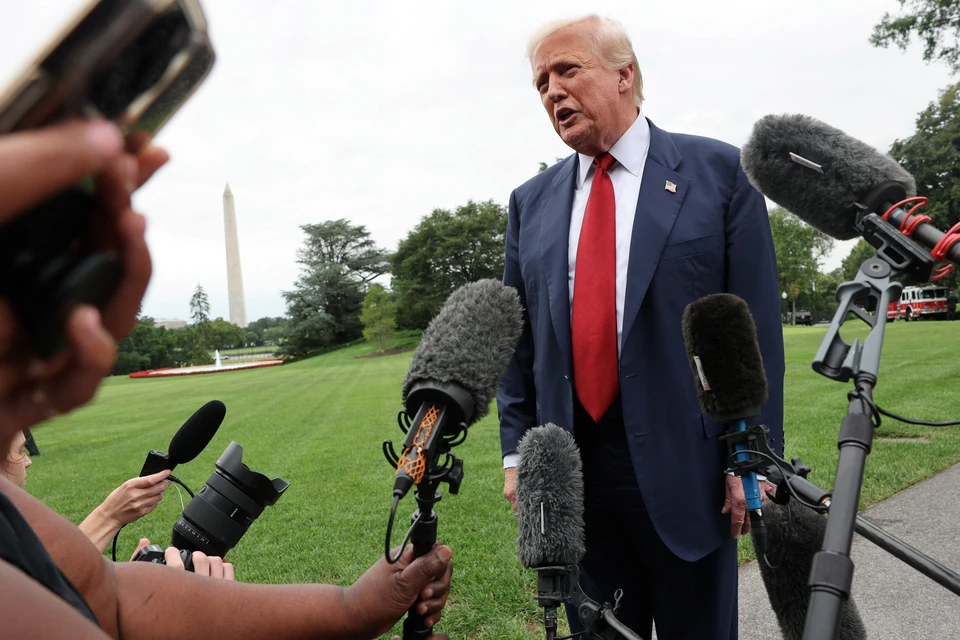 Трамп заявил о намерении США ввести 100% пошлины на микросхемы и полупроводники