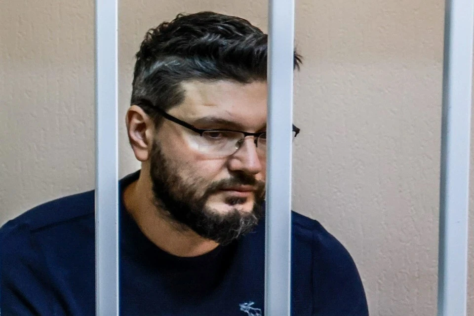 Суд продлил арест пасынку Стаса Намина, обвиняемому в убийстве брата и бабушки. Фото: Владимир Гердо/ТАС