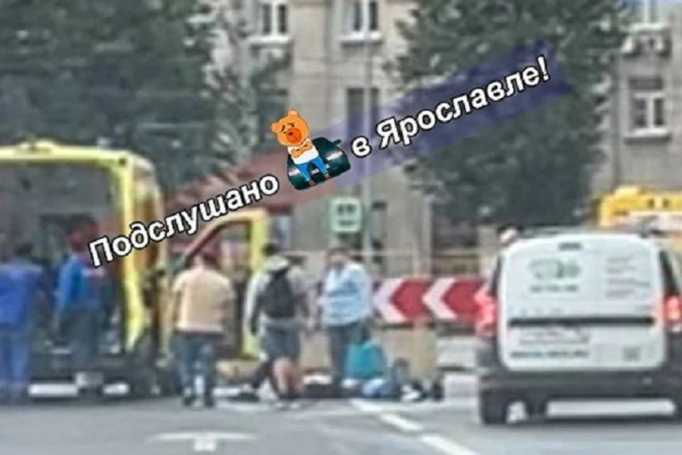 Питбайк столкнулся с автобусом. Фото: телеграм-канал Подслушано Ярославль