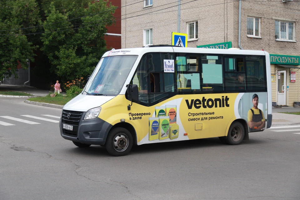 Во многих маршрутных автобусах терминалы для оплаты картой попросту отсутствуют