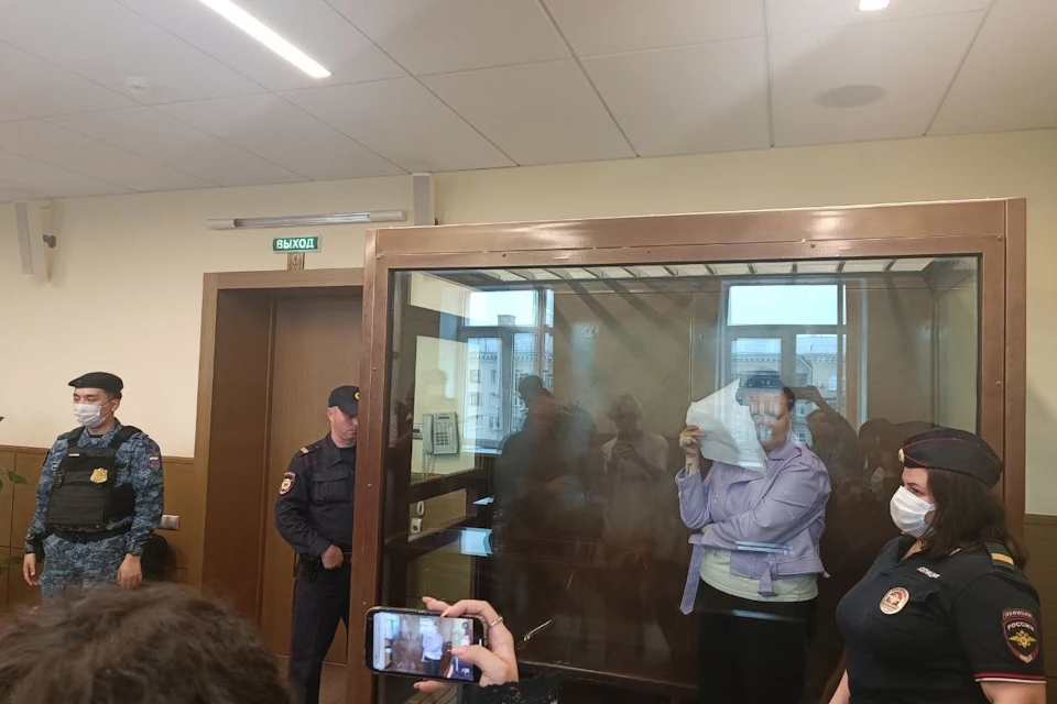 Участница ограбления почты в Москве попросила ее не арестовывать из-за дочери
