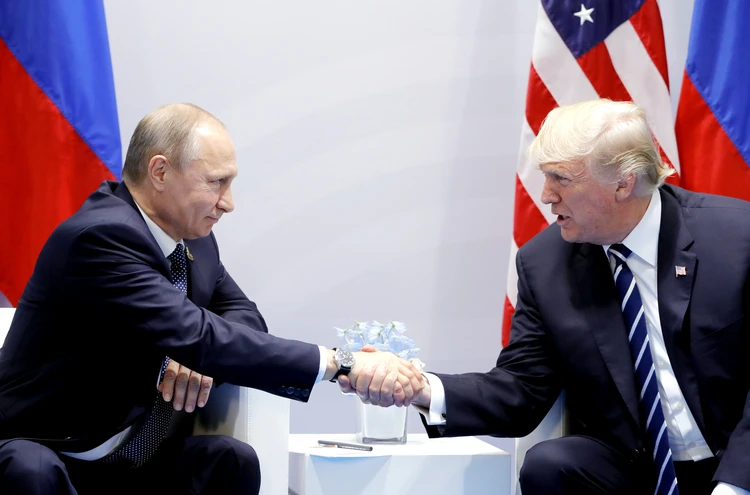 Владимир Путин рассказал, о чем поговорит с Трампом