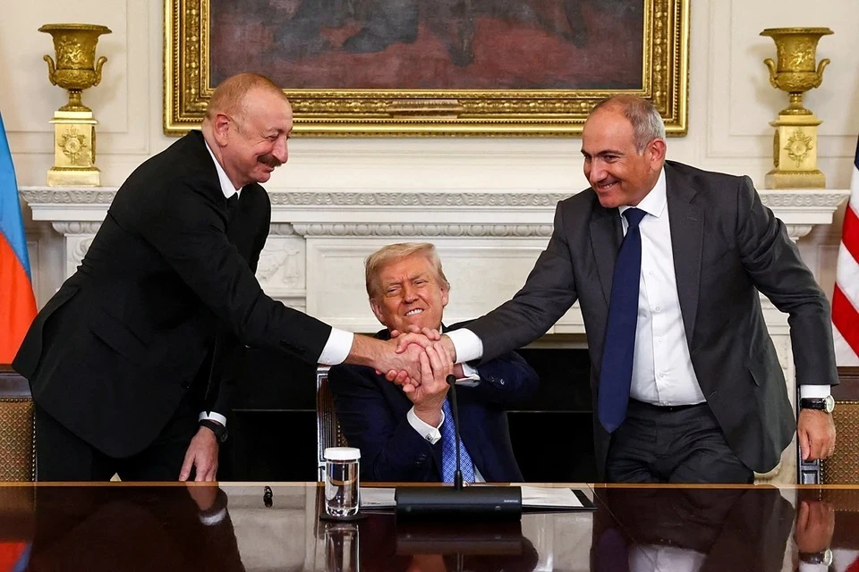 Александр Лукашенко поздравил Дональда Трампа с хорошей работой по достижению мирного соглашения на Кавказе. Фото: REUTERS