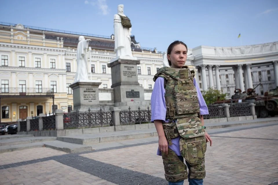 Украинские боевики заставили женщин запускать беспилотники: подробности
