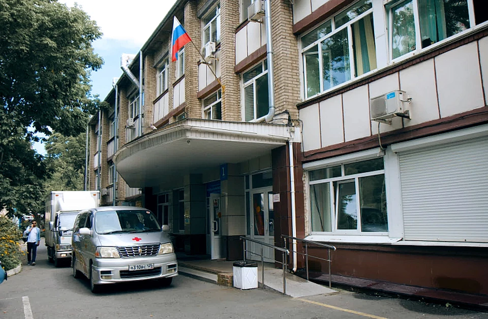 Пациент видит значительно лучше и уже готовится к выписке. Фото: Краевая клиническая больница №2