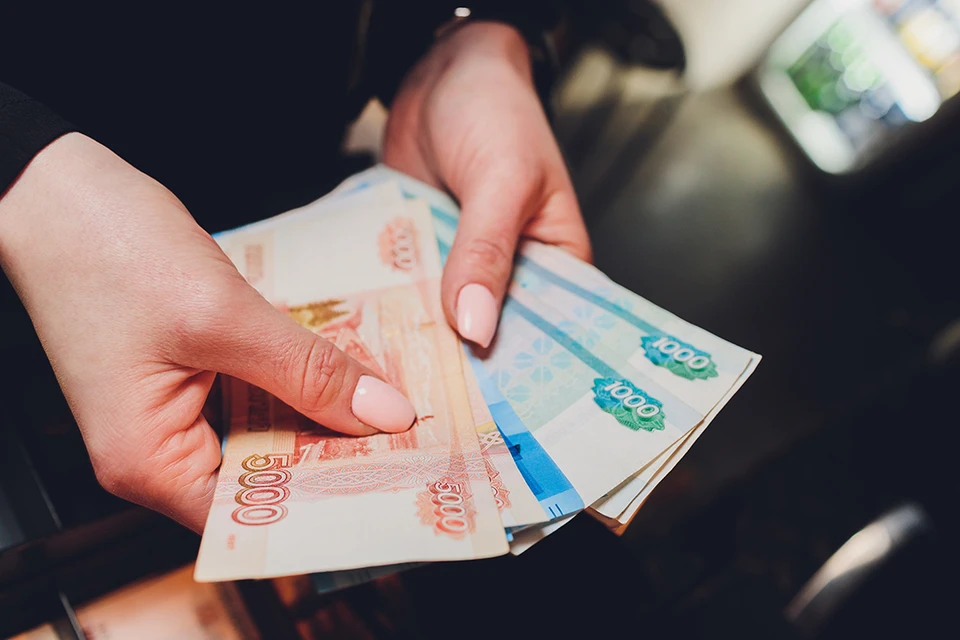 Банк Уралсиб расширил возможности вклада «Ключевой Плюс». Фото: freepik.com.