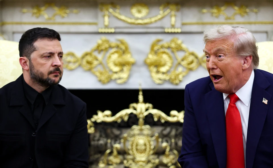 Зеленский вручил Трампу странный подарок в Белом доме: президент США дал ответ