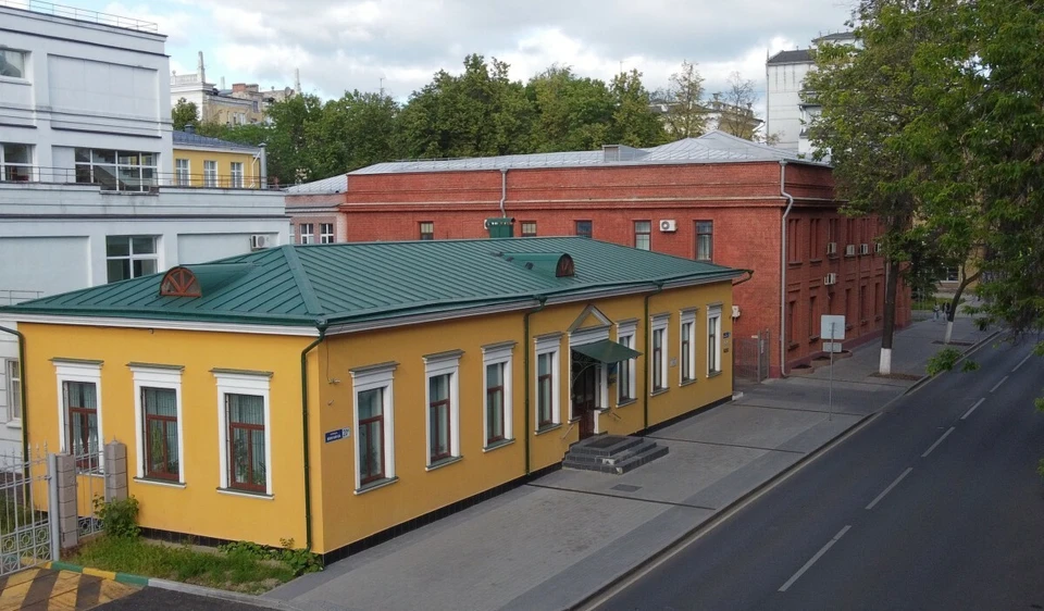 Нижегородский областной центр по борьбе со СПИД – специализированный медицинский центр по борьбе с инфекционными заболеваниями.